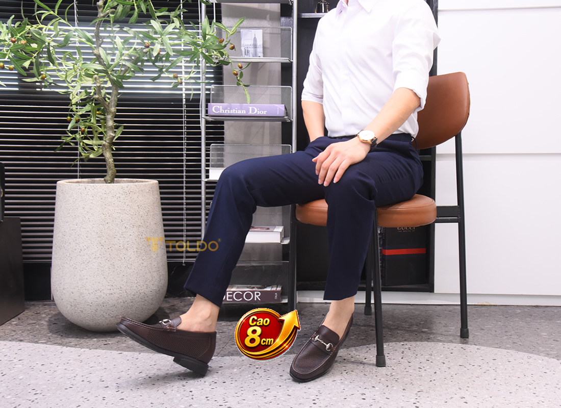 Giày cao 8cm đục lỗ thoáng khí siêu nhẹ 10